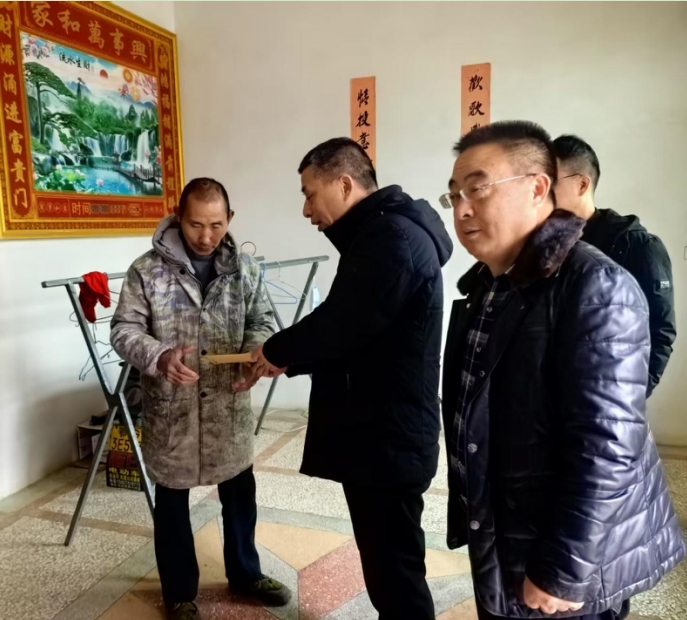 结对共建送温暖 新春慰问传真情 市工贸公司走访慰问困难群众(2025/1/23)